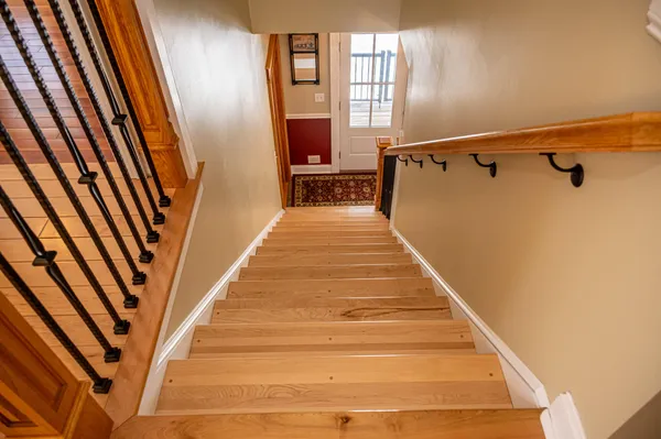 $899,900 | 71 Fogg Road, Buxton, ME 04093