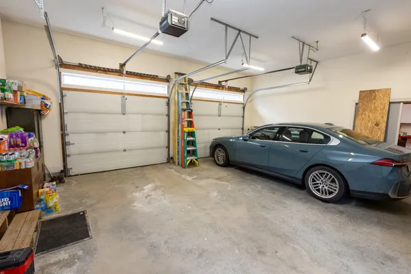 $899,900 | 71 Fogg Road, Buxton, ME 04093