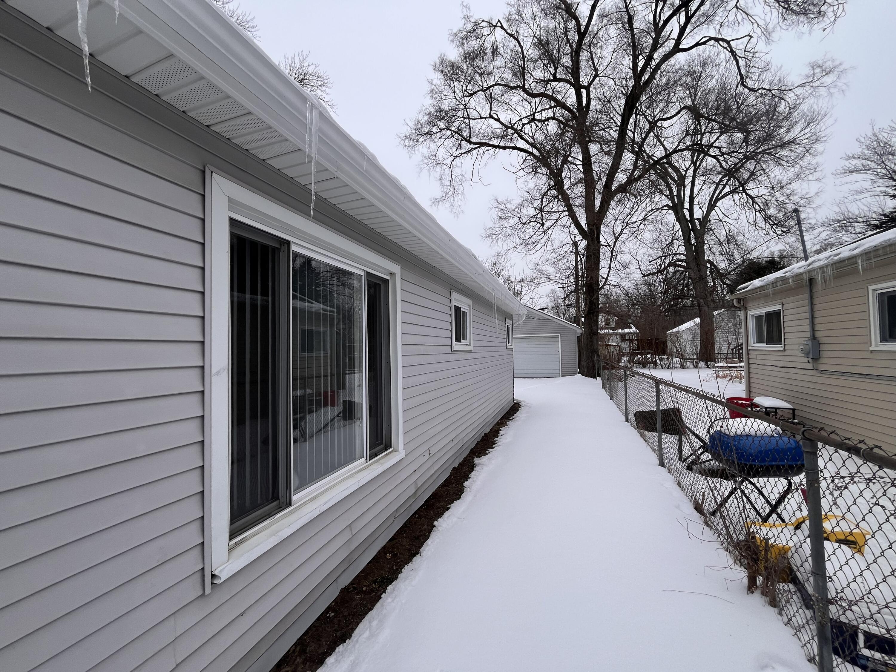 15512 Dixie Redford, MI 48239 - Photo 11 of 14 IMG_2602