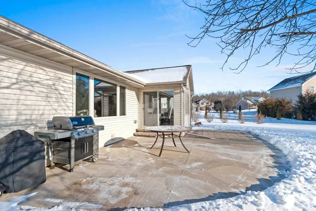 $464,900 | 2446 Reginald Hill, De Pere, WI 54115