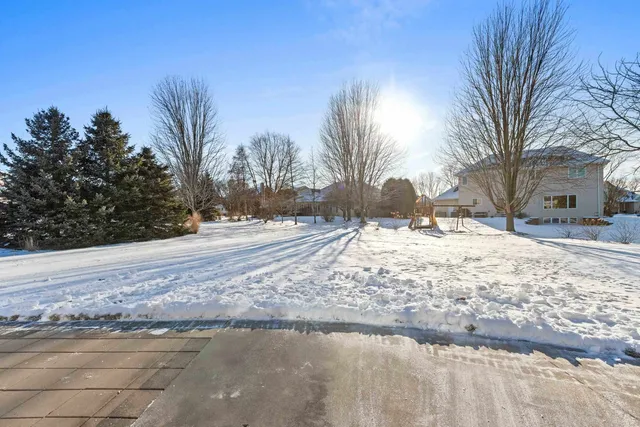 $464,900 | 2446 Reginald Hill, De Pere, WI 54115