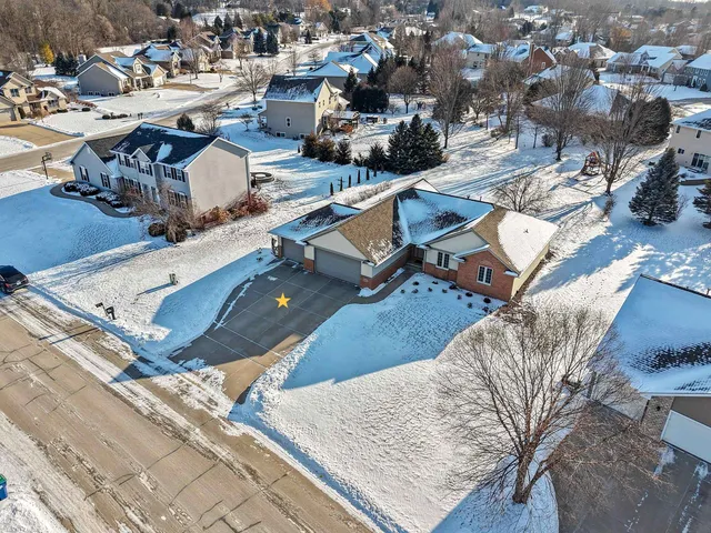 $464,900 | 2446 Reginald Hill, De Pere, WI 54115