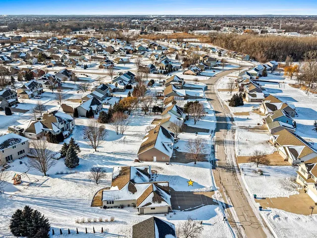 $464,900 | 2446 Reginald Hill, De Pere, WI 54115