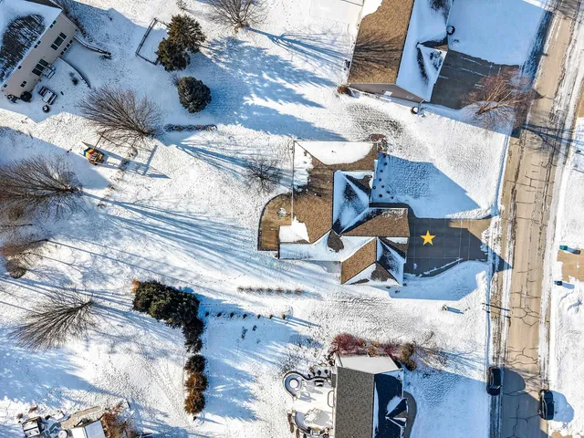 $464,900 | 2446 Reginald Hill, De Pere, WI 54115