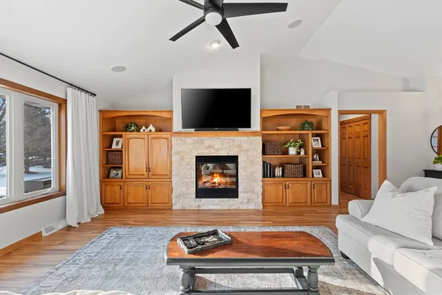 $464,900 | 2446 Reginald Hill, De Pere, WI 54115