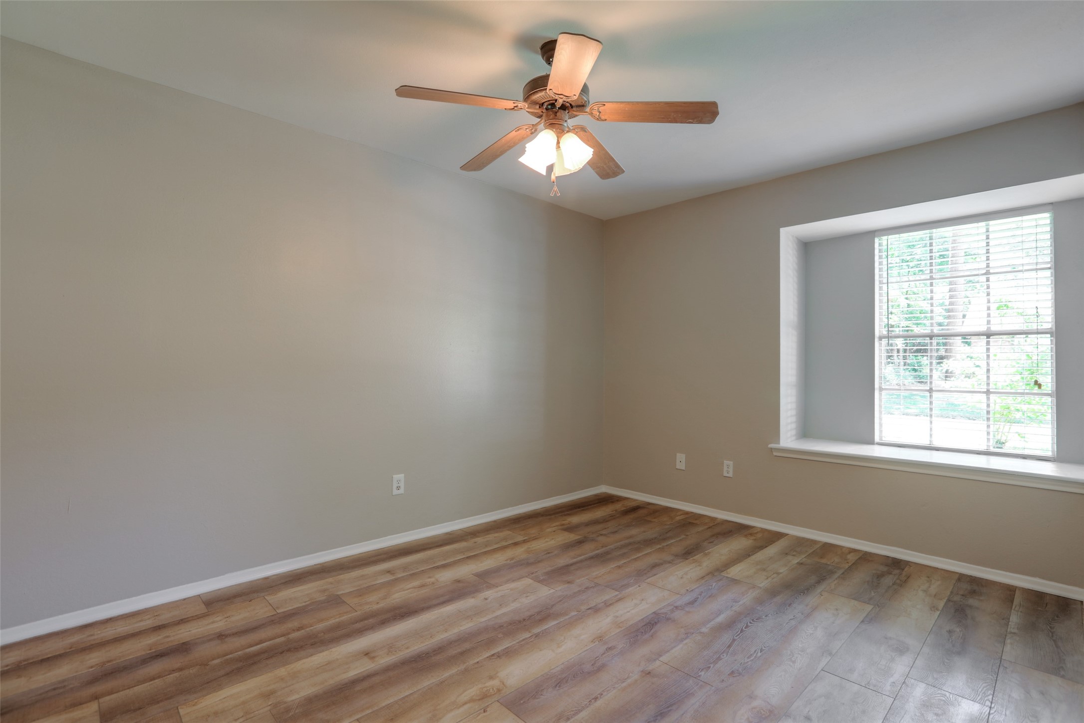 31 Maywind Court Spring, TX 77381 - Photo 16 of 24