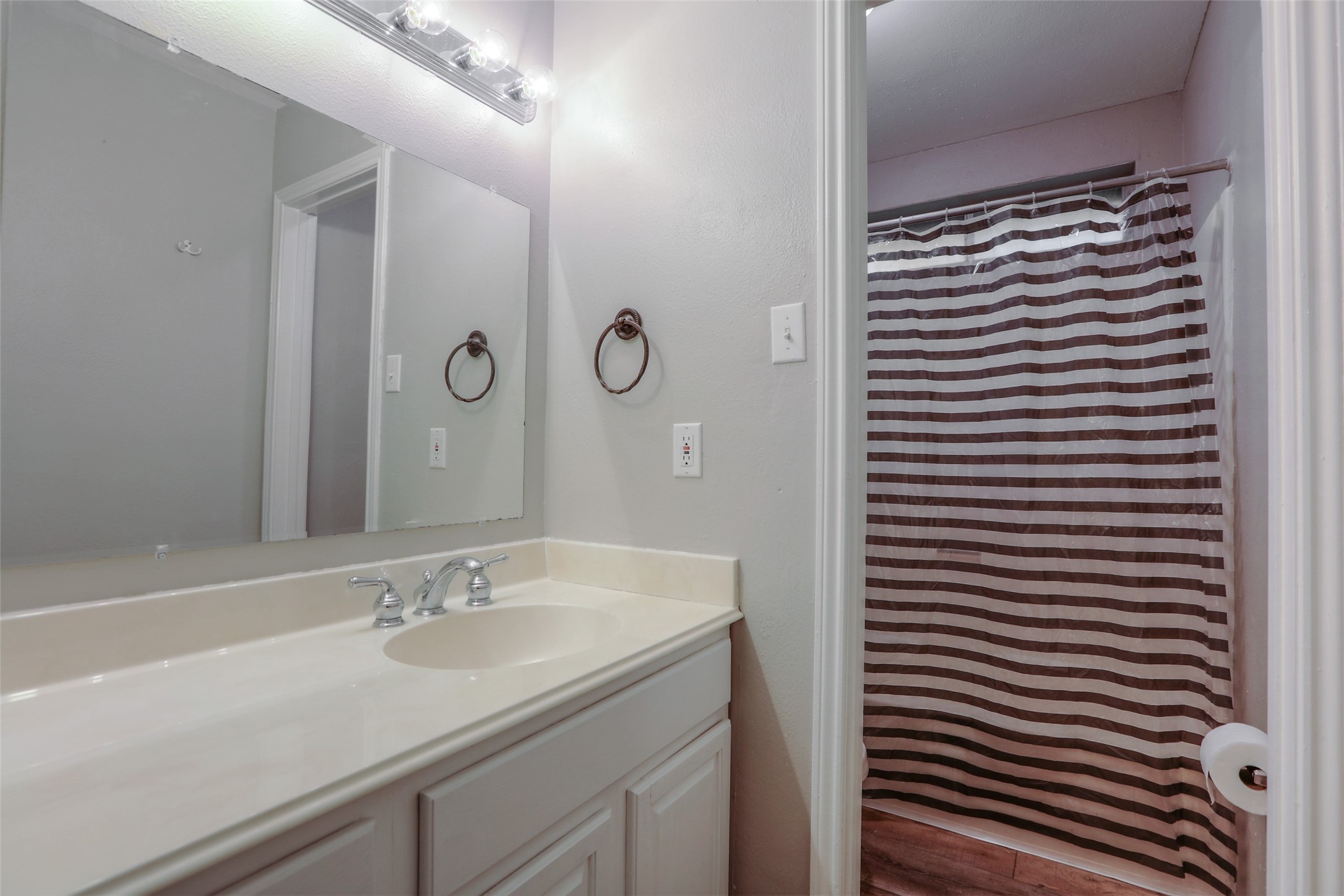 31 Maywind Court Spring, TX 77381 - Photo 17 of 24