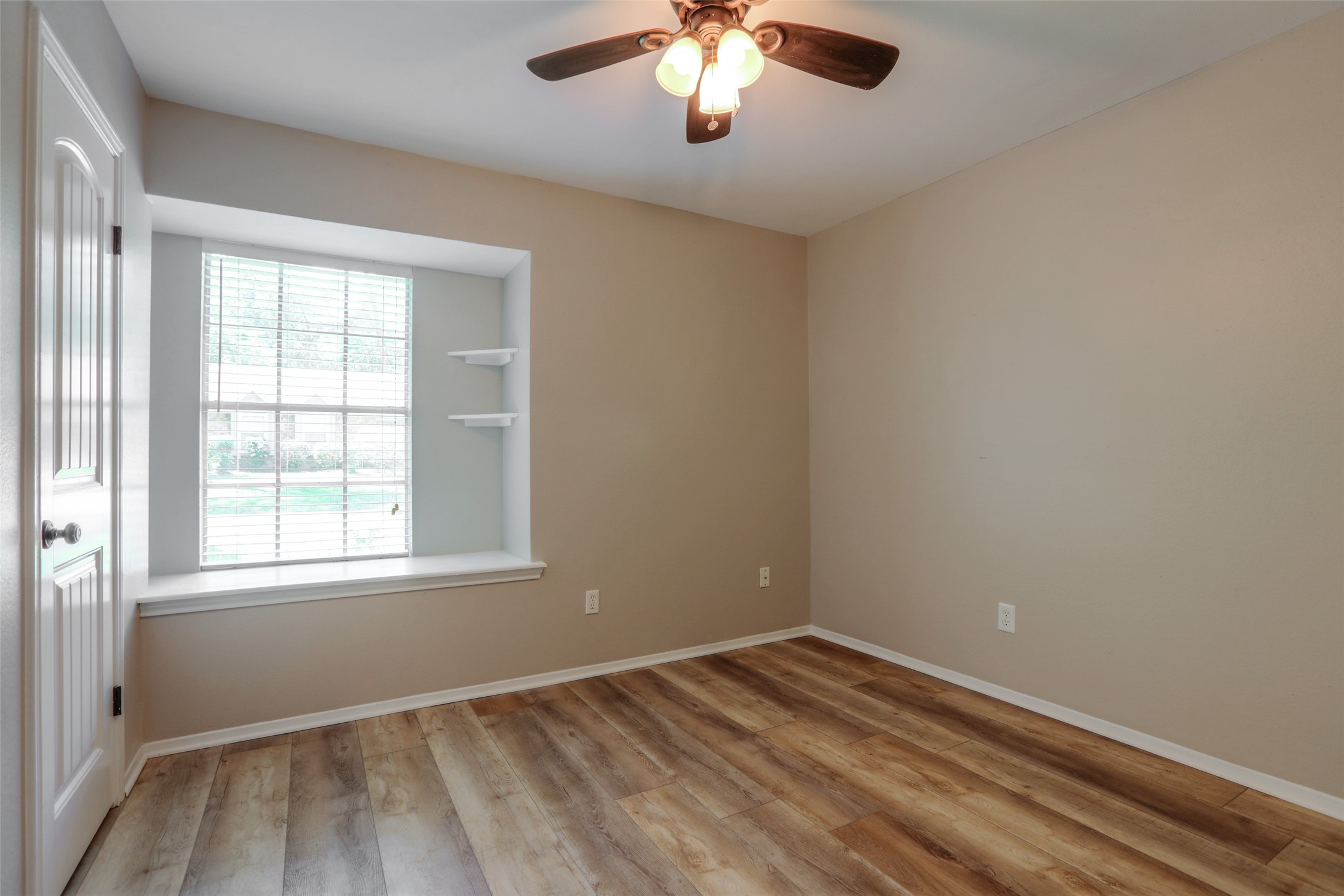 31 Maywind Court Spring, TX 77381 - Photo 18 of 24