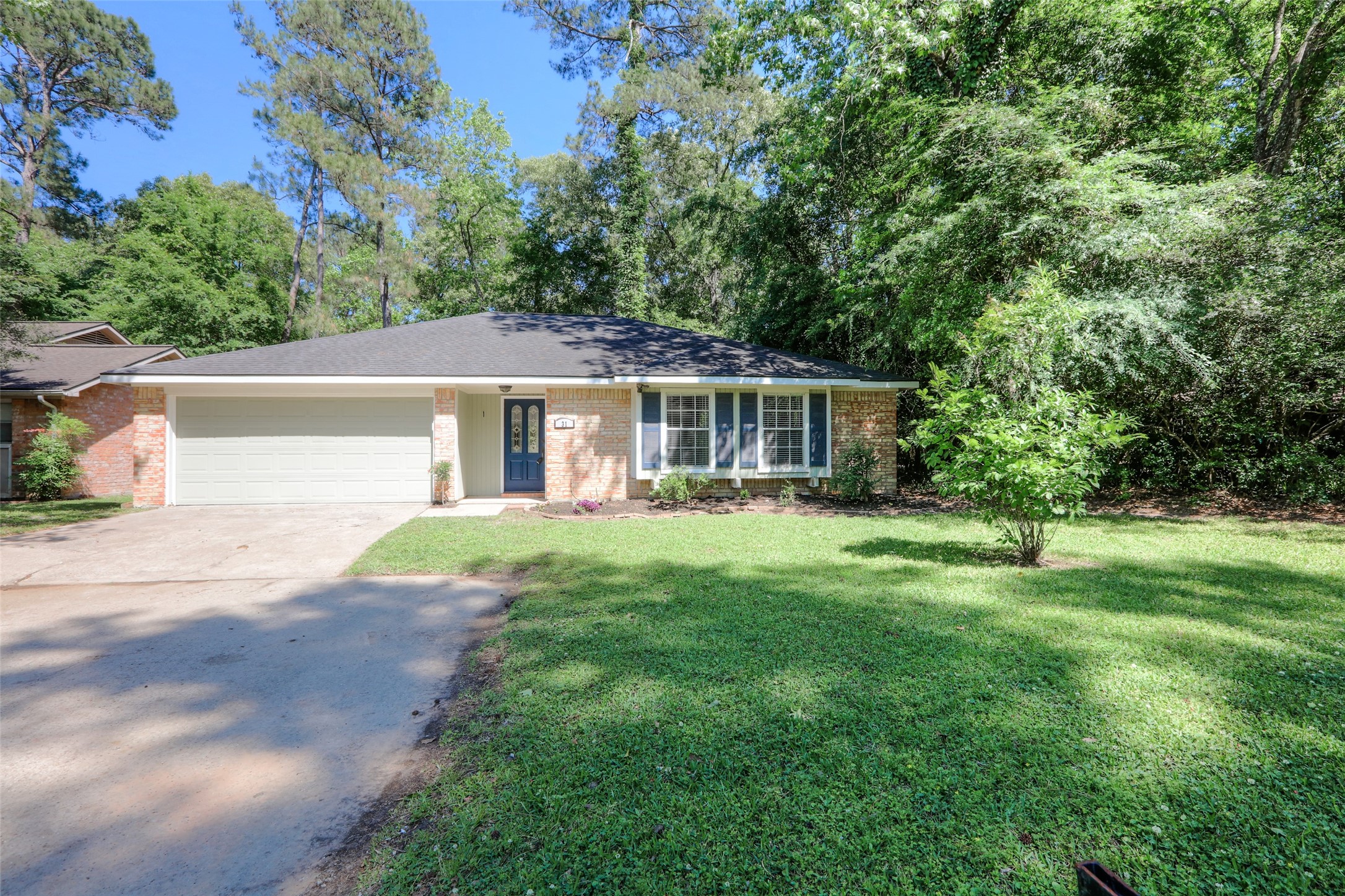 31 Maywind Court Spring, TX 77381 - Photo 2 of 24