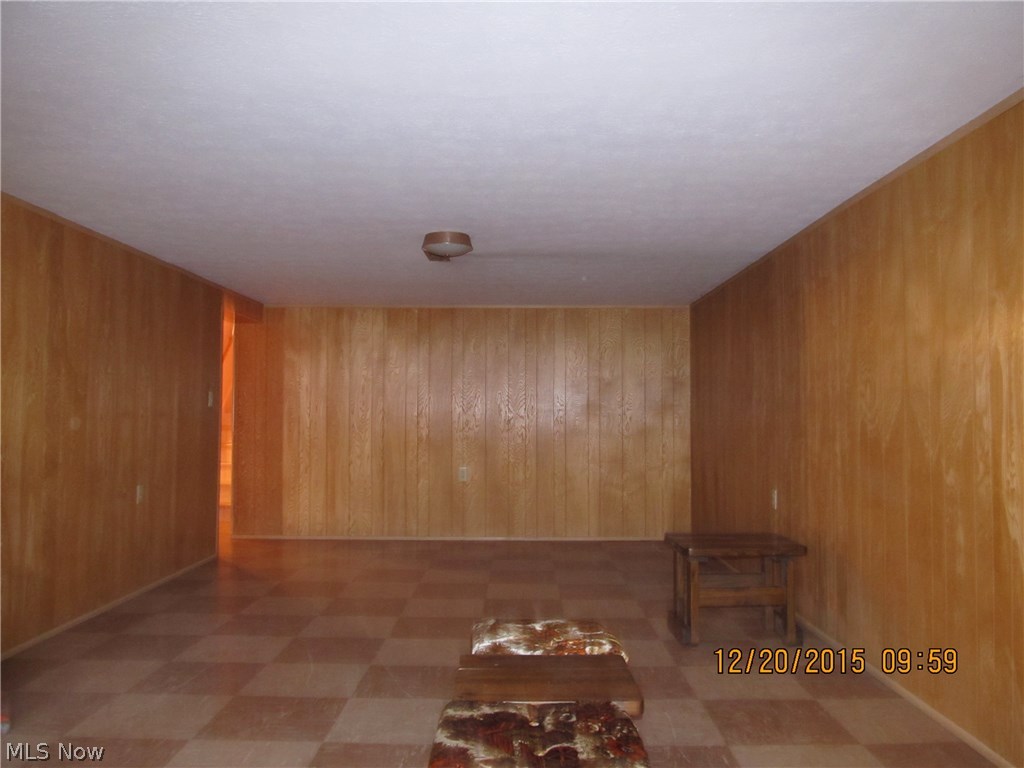 7621 Roeper Road Parma, OH 44134 - Photo 14 of 23
