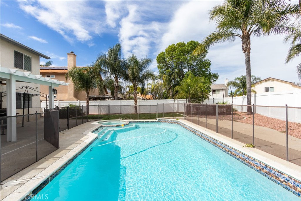 25588 Pelion Road Menifee, CA 92584 - Photo 34 of 43 a view of swimming pool