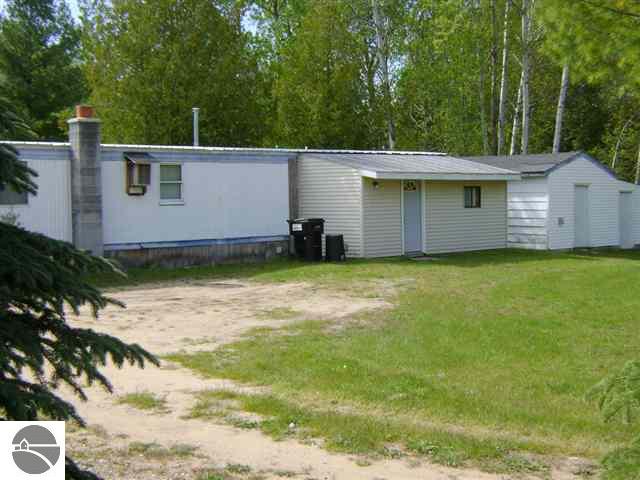 7970 Cram Road Williamsburg, MI 49690 - Photo 17 of 25 1737354-16.JPG