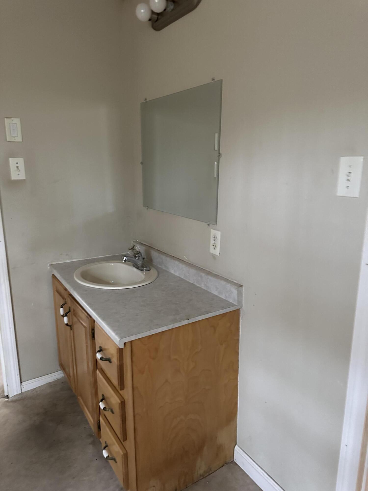 116 Old Portland Road Waterboro, ME 04061 - Photo 15 of 36 Photo Nov 04 2024, 12 35 54 PM