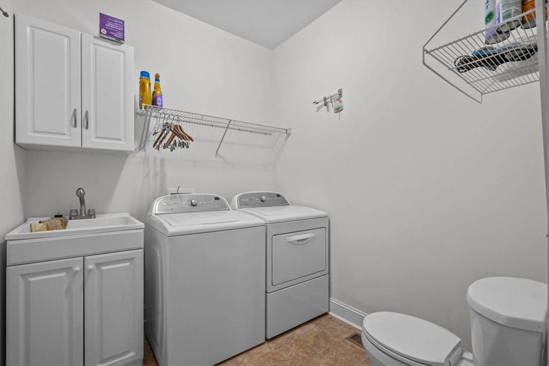 203 Ridge Springs Road Cleveland, SC 29635 - Photo 19 of 38 Laundry and half bath
