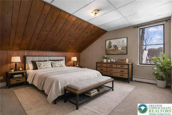 $695,000 | 2115 West Main Street, Stroudsburg, PA 18360