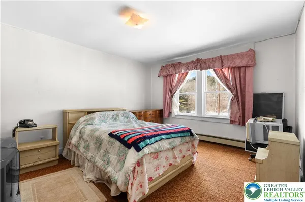 $695,000 | 2115 West Main Street, Stroudsburg, PA 18360