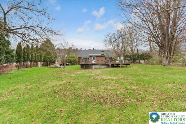 $695,000 | 2115 West Main Street, Stroudsburg, PA 18360