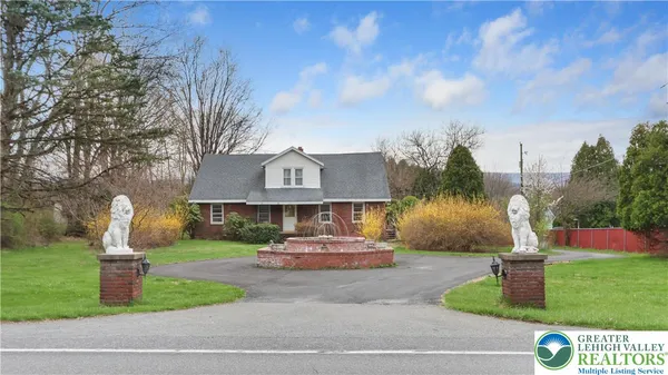 $695,000 | 2115 West Main Street, Stroudsburg, PA 18360