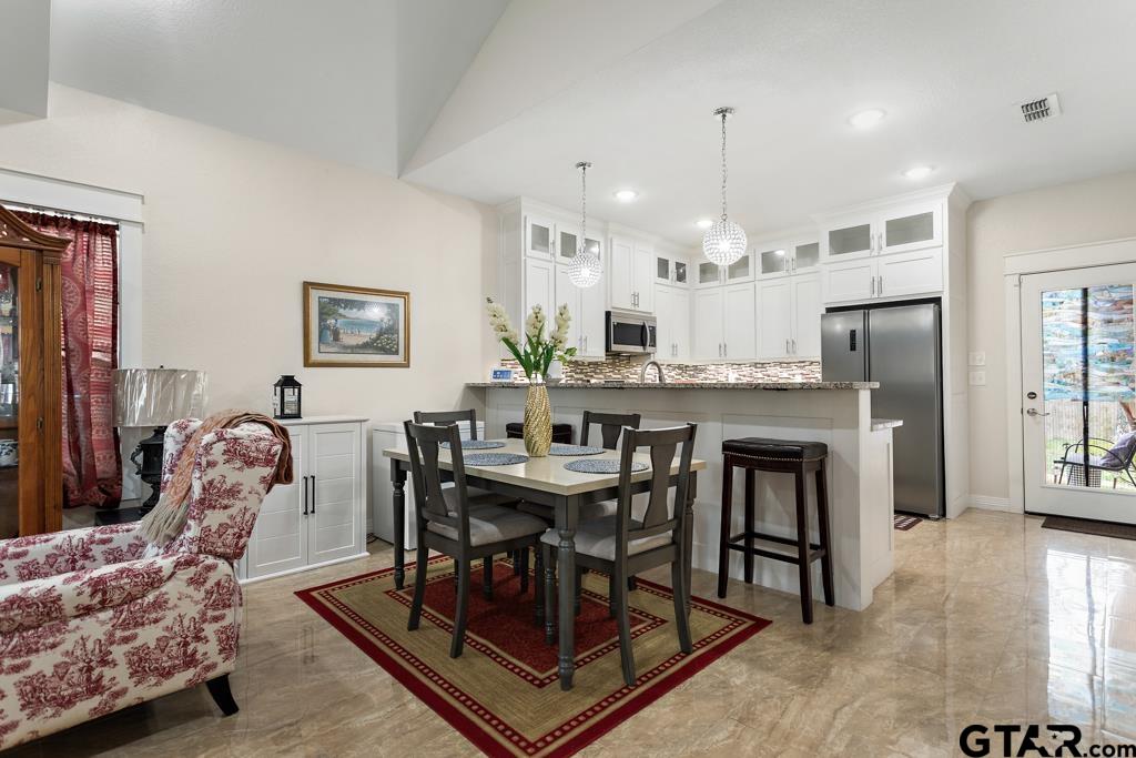 1207 South Lenox Street Tyler, TX 75701 - Photo 17 of 34