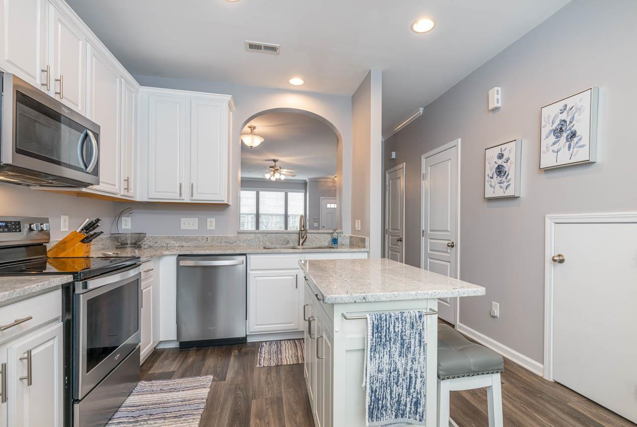 7833 Silverthread Lane Raleigh, NC 27617 - Photo 13 of 32 Kitchen