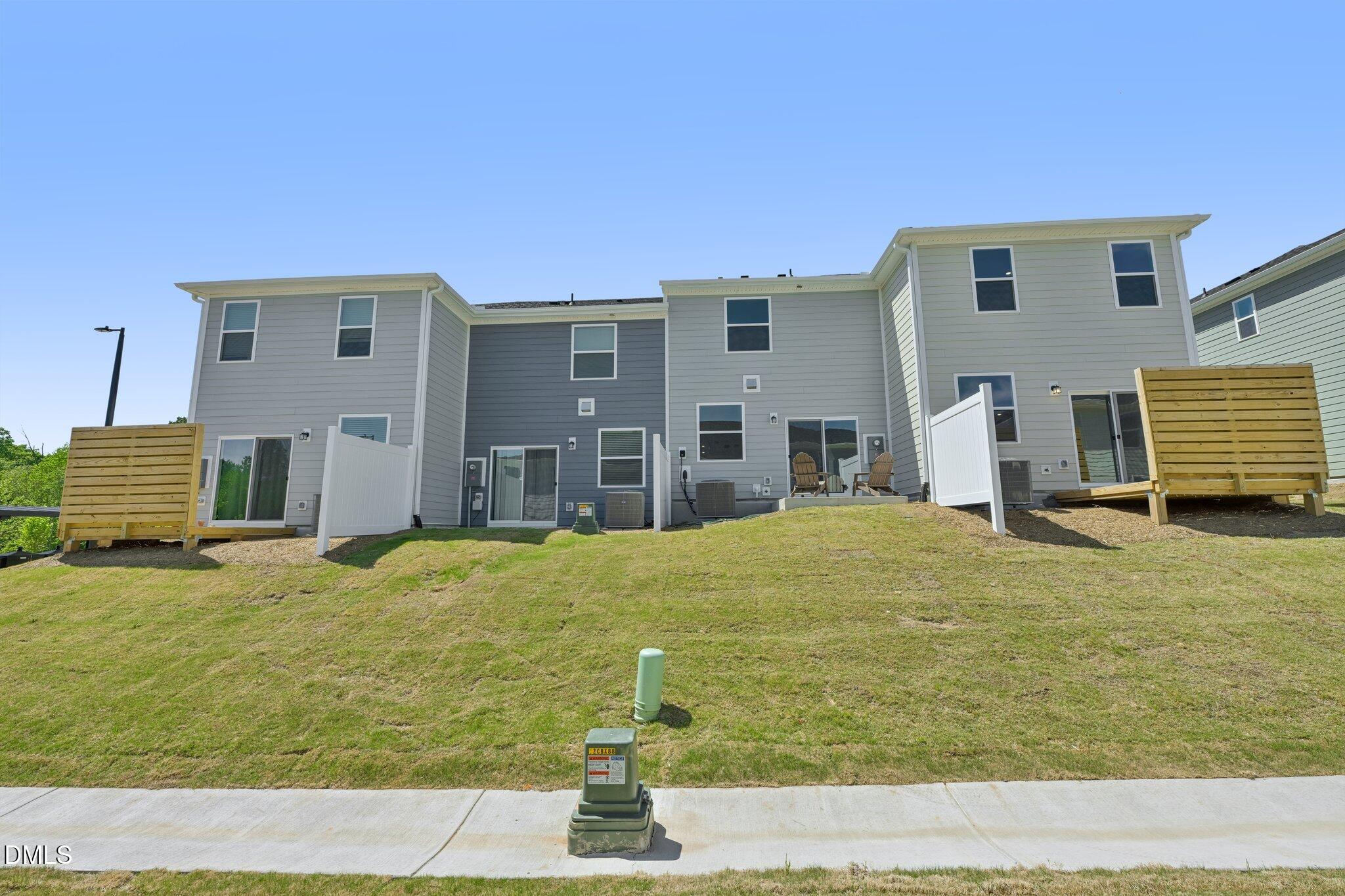 2206 Rabbitbrush Street Durham, NC 27704 - Photo 41 of 49 42-web-or-mls-Rabbitbrush St-S2304-042