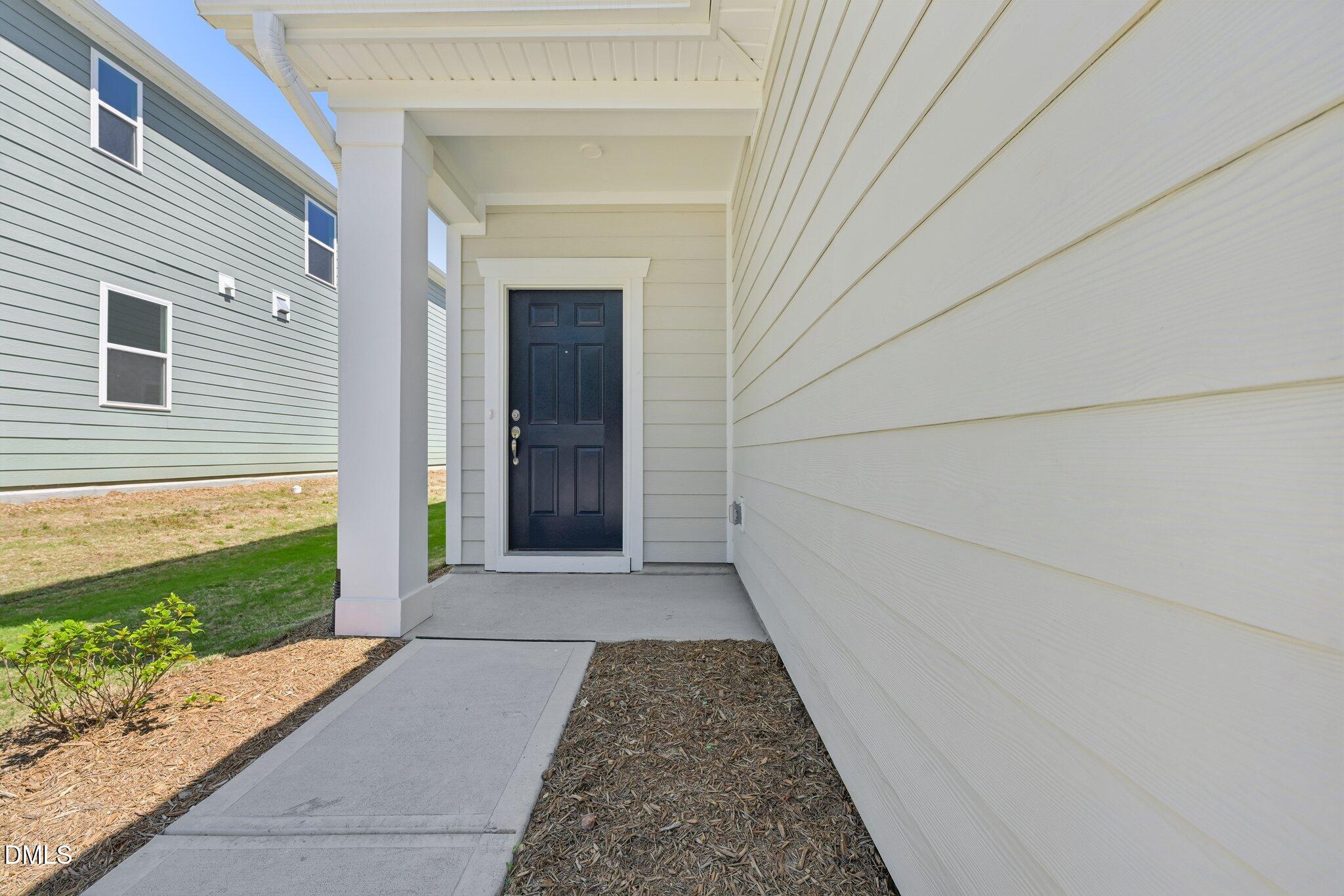 2206 Rabbitbrush Street Durham, NC 27704 - Photo 5 of 49 6-web-or-mls-Rabbitbrush St-S2304-006