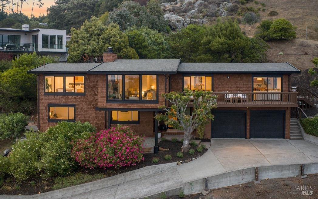 115 Geldert Drive Tiburon, CA 94920 - Photo 4 of 57 front view of a building