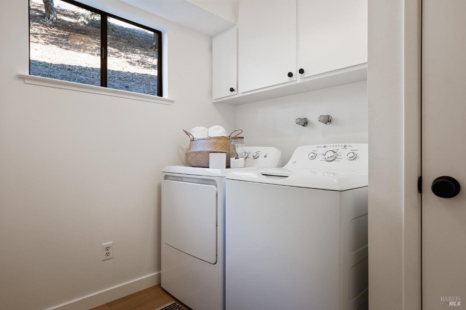 115 Geldert Drive Tiburon, CA 94920 - Photo 52 of 57 a utility room with dryer and washer