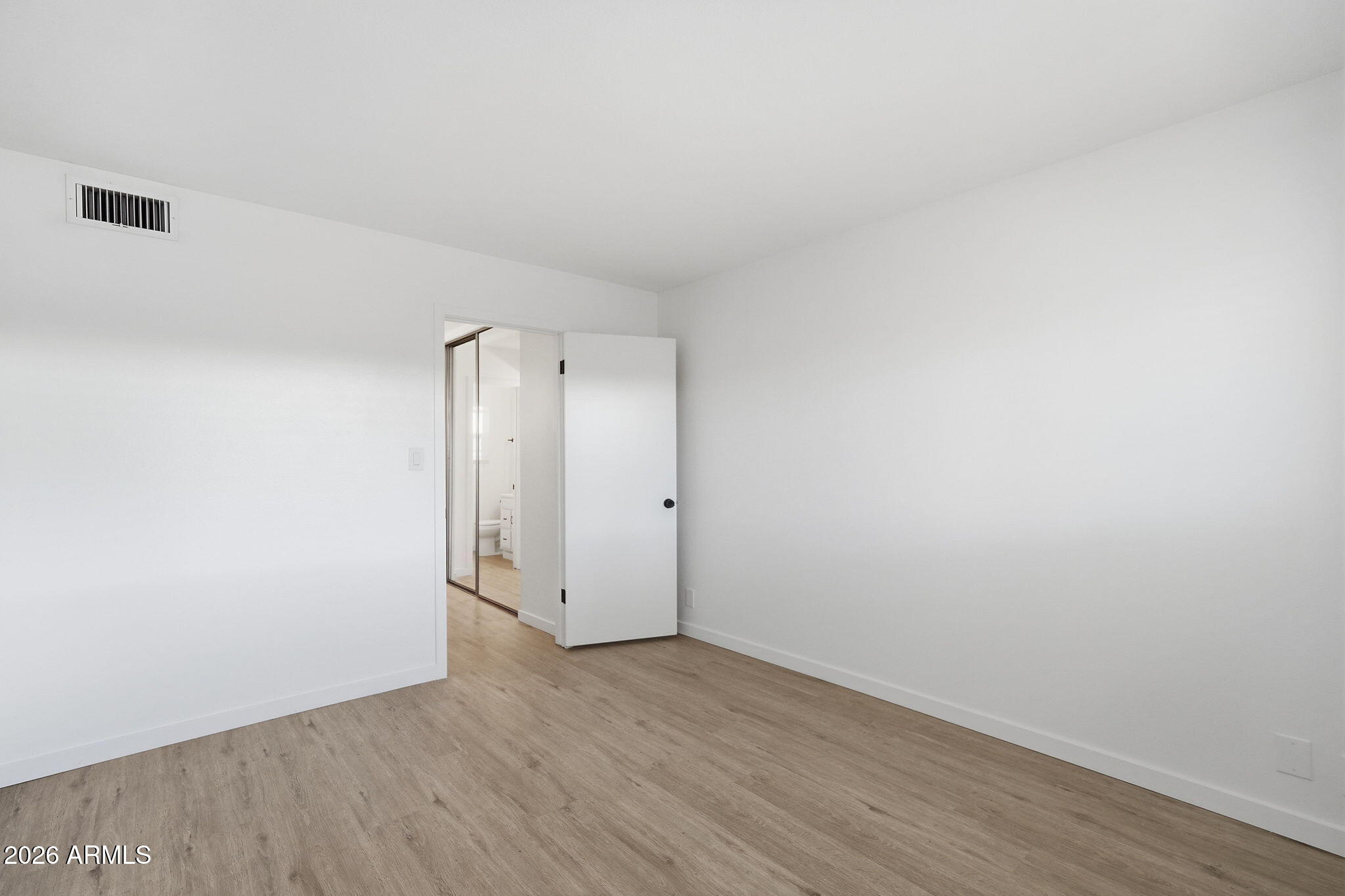 1320 East Bethany Home Road, Unit 52 Phoenix, AZ 85014 - Photo 15 of 44