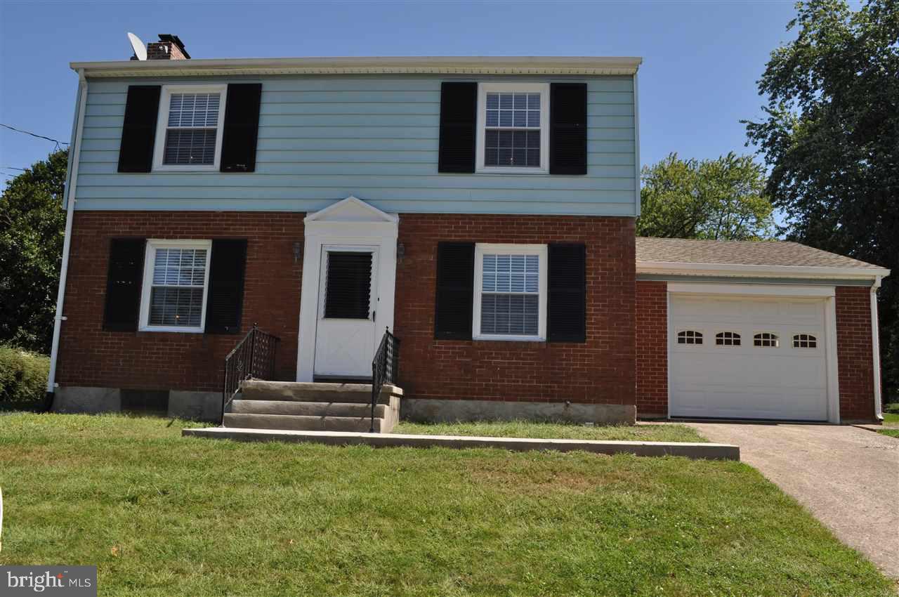 2414 Warwick Road York, PA 17408 - Photo 1 of 36 Gallery Image 1