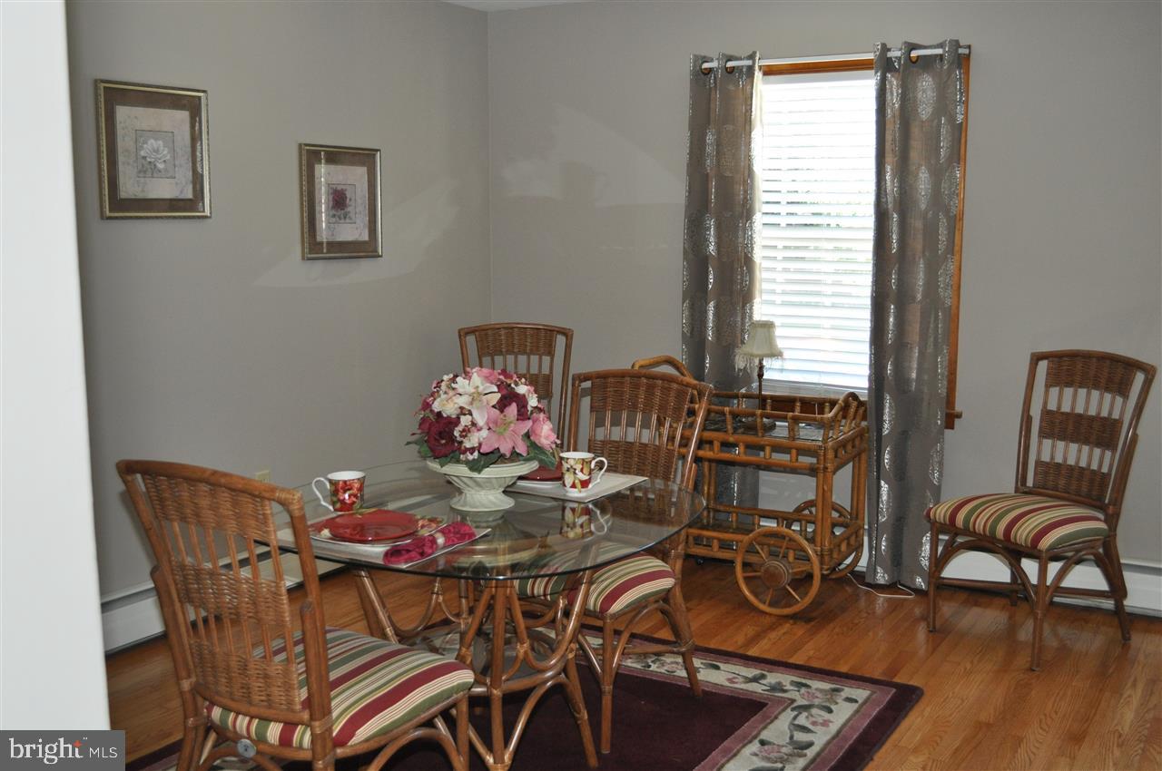 2414 Warwick Road York, PA 17408 - Photo 11 of 36 Gallery Image 11