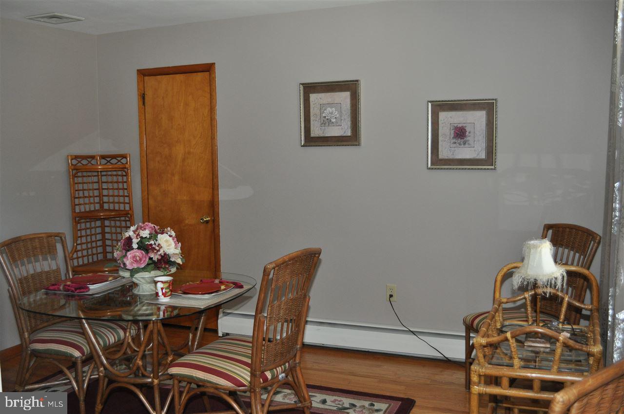 2414 Warwick Road York, PA 17408 - Photo 12 of 36 Gallery Image 12