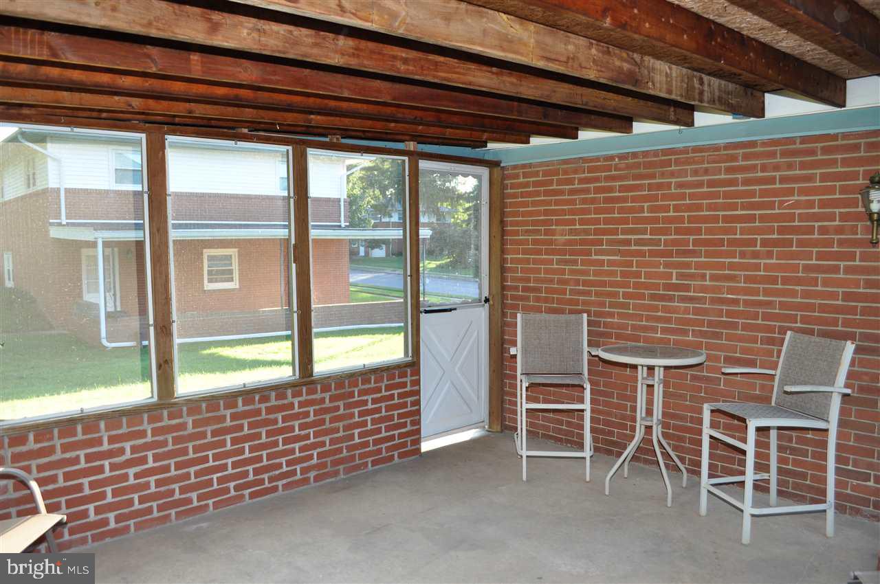 2414 Warwick Road York, PA 17408 - Photo 33 of 36 Gallery Image 33