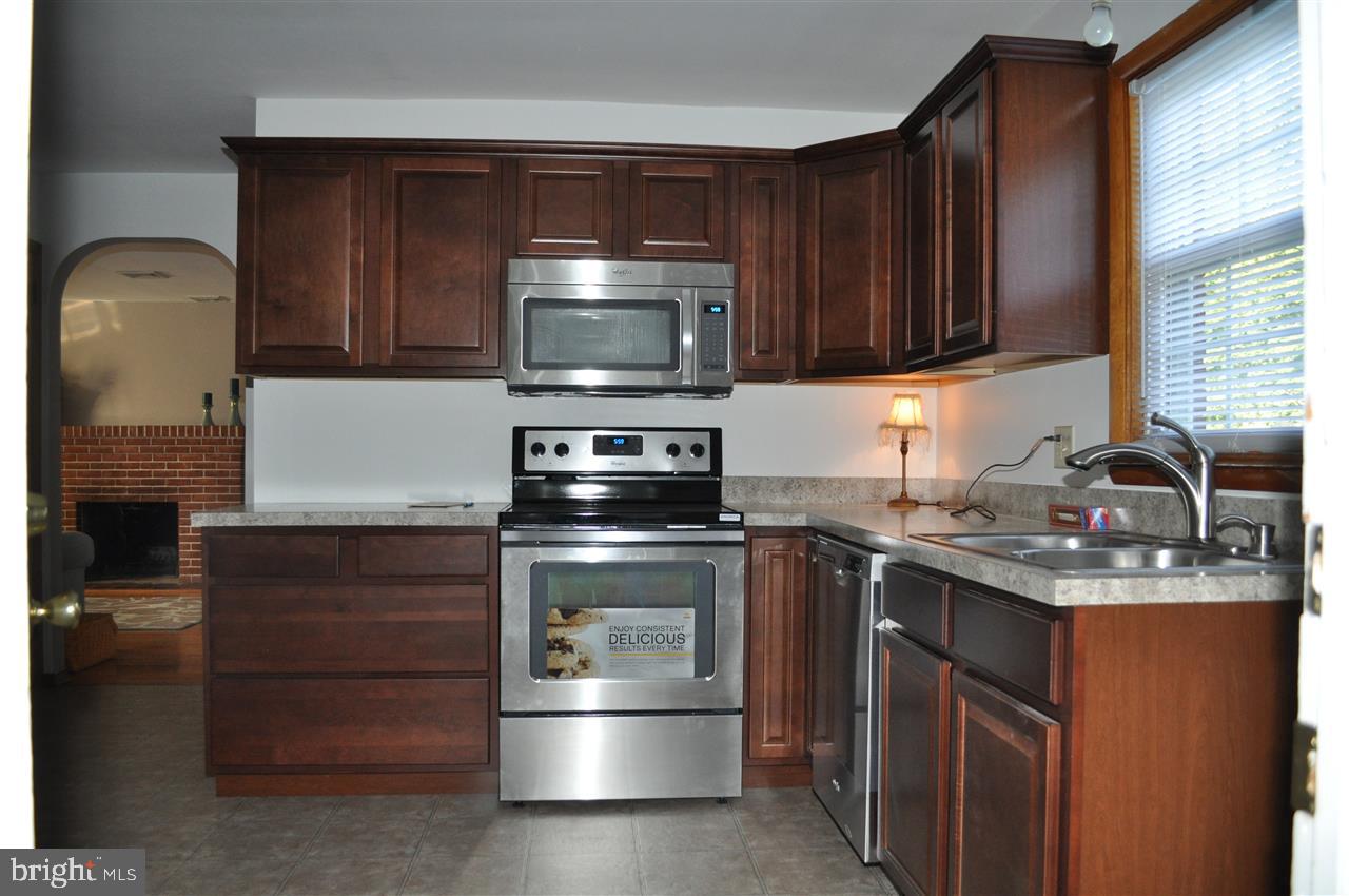 2414 Warwick Road York, PA 17408 - Photo 36 of 36 Gallery Image 36
