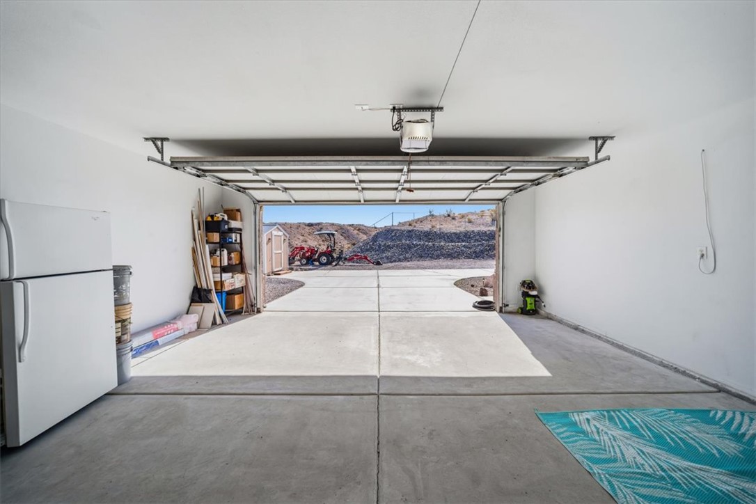 2475 Ripple Drive Bullhead City, AZ 86429 - Photo 27 of 63