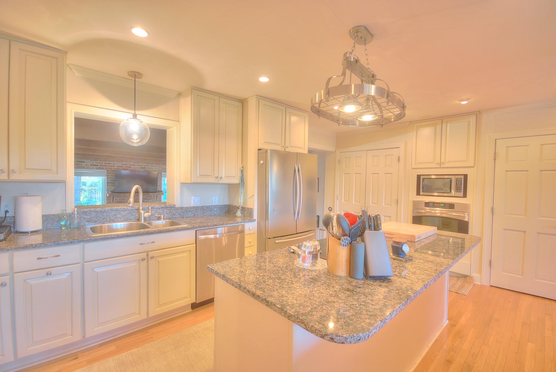 213 Wappoo Road Charleston, SC 29407 - Photo 12 of 54 DSC_8250_1_2_Enhancer