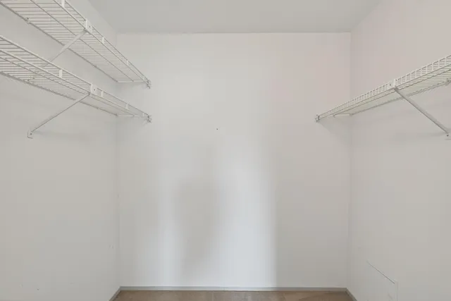 $114,900 | 6615 Lake Shore Drive South, Unit 302, Richfield, MN 55423