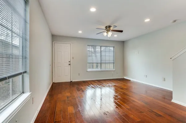 $1,600 | 1909 May Street, Unit 1909, Fort Worth, TX 76110