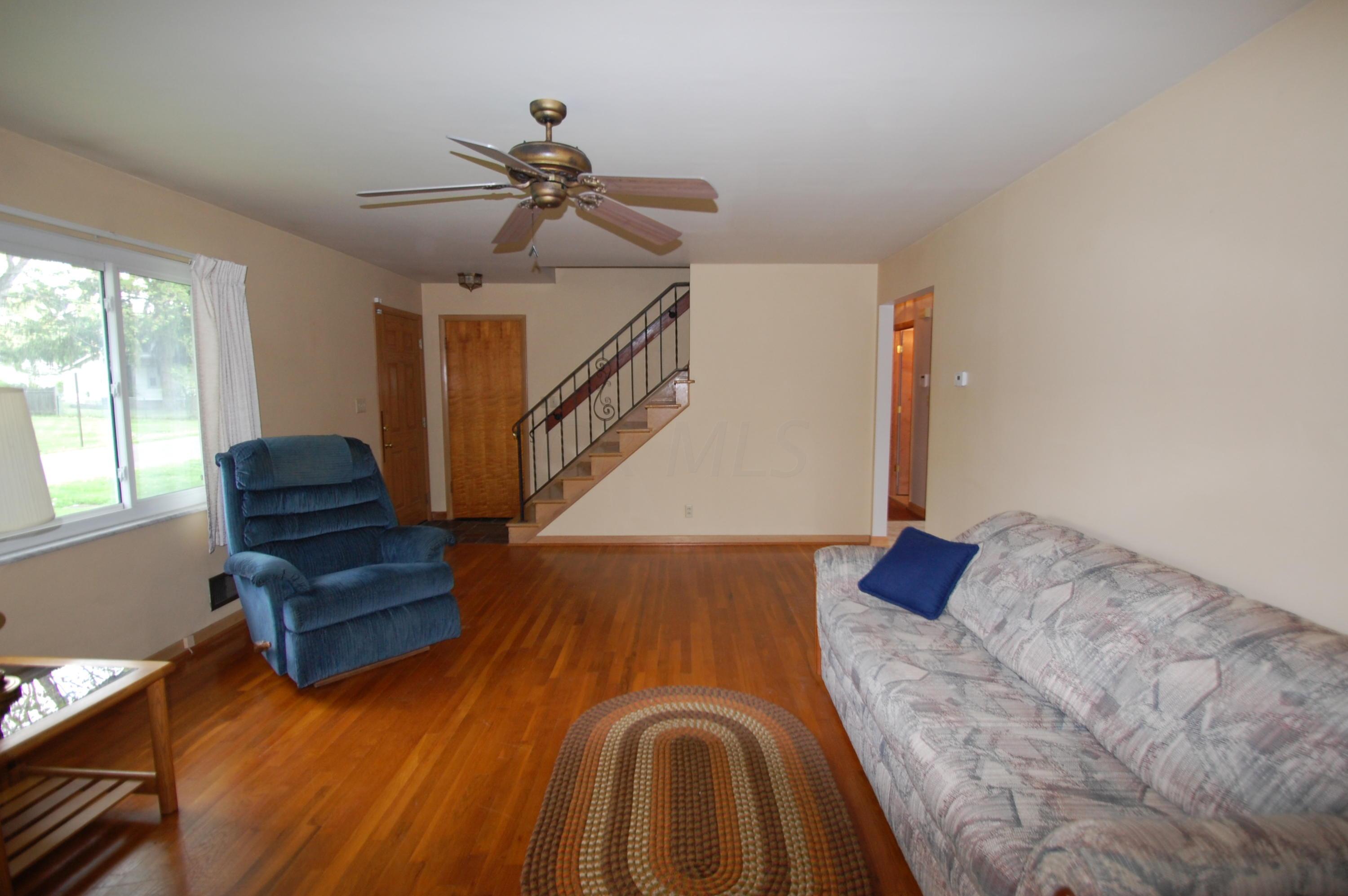 1685 Case Road Columbus, OH 43224 - Photo 9 of 27