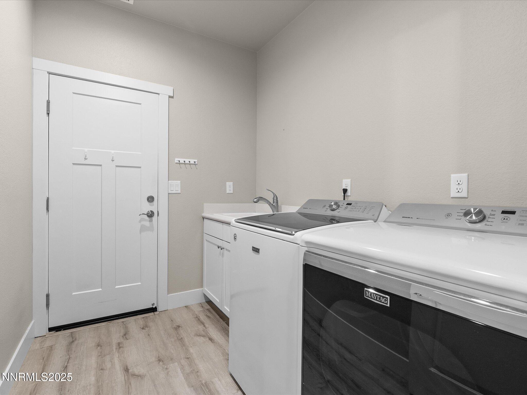 770 East Cottage Loop Gardnerville, NV 89460 - Photo 33 of 38