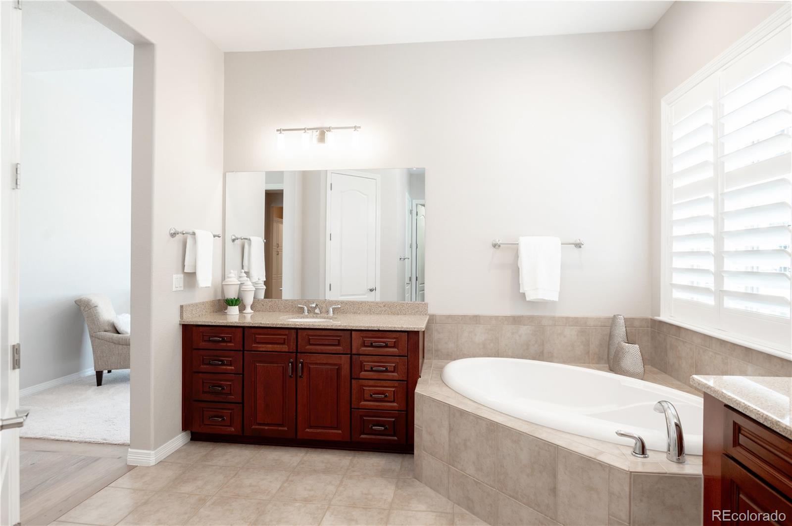 10689 Featherwalk Way Highlands Ranch, CO 80126 - Photo 13 of 40 Gallery Image 13