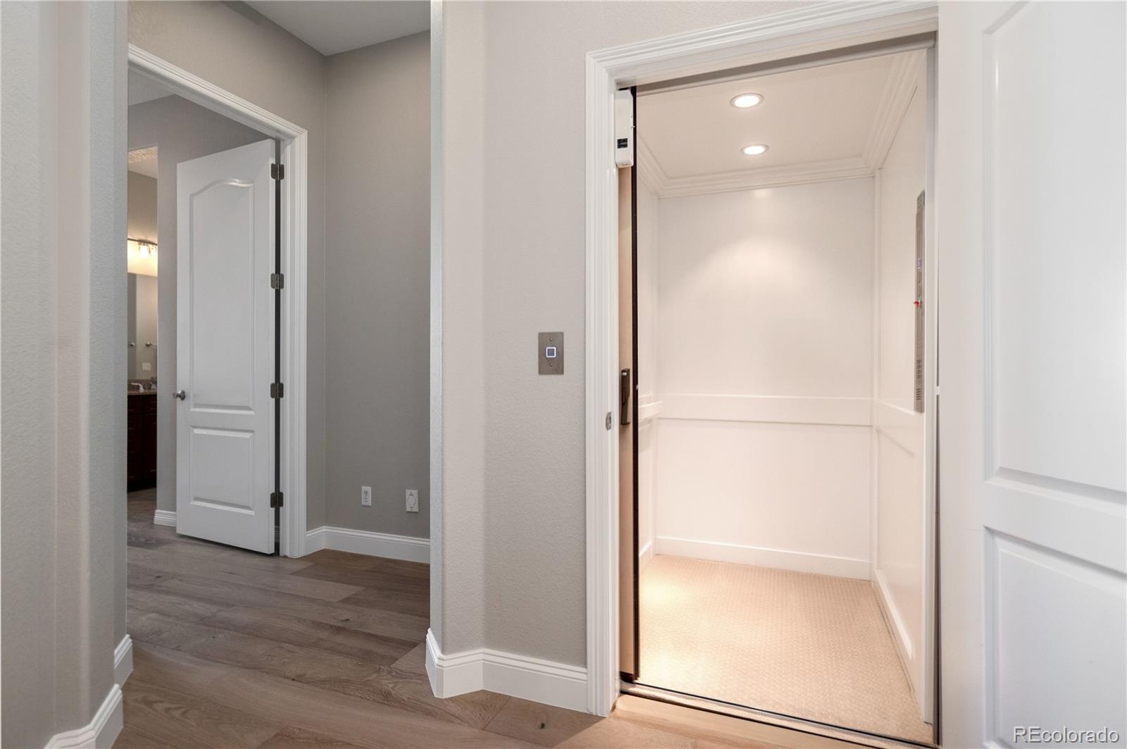 10689 Featherwalk Way Highlands Ranch, CO 80126 - Photo 19 of 40 Gallery Image 19
