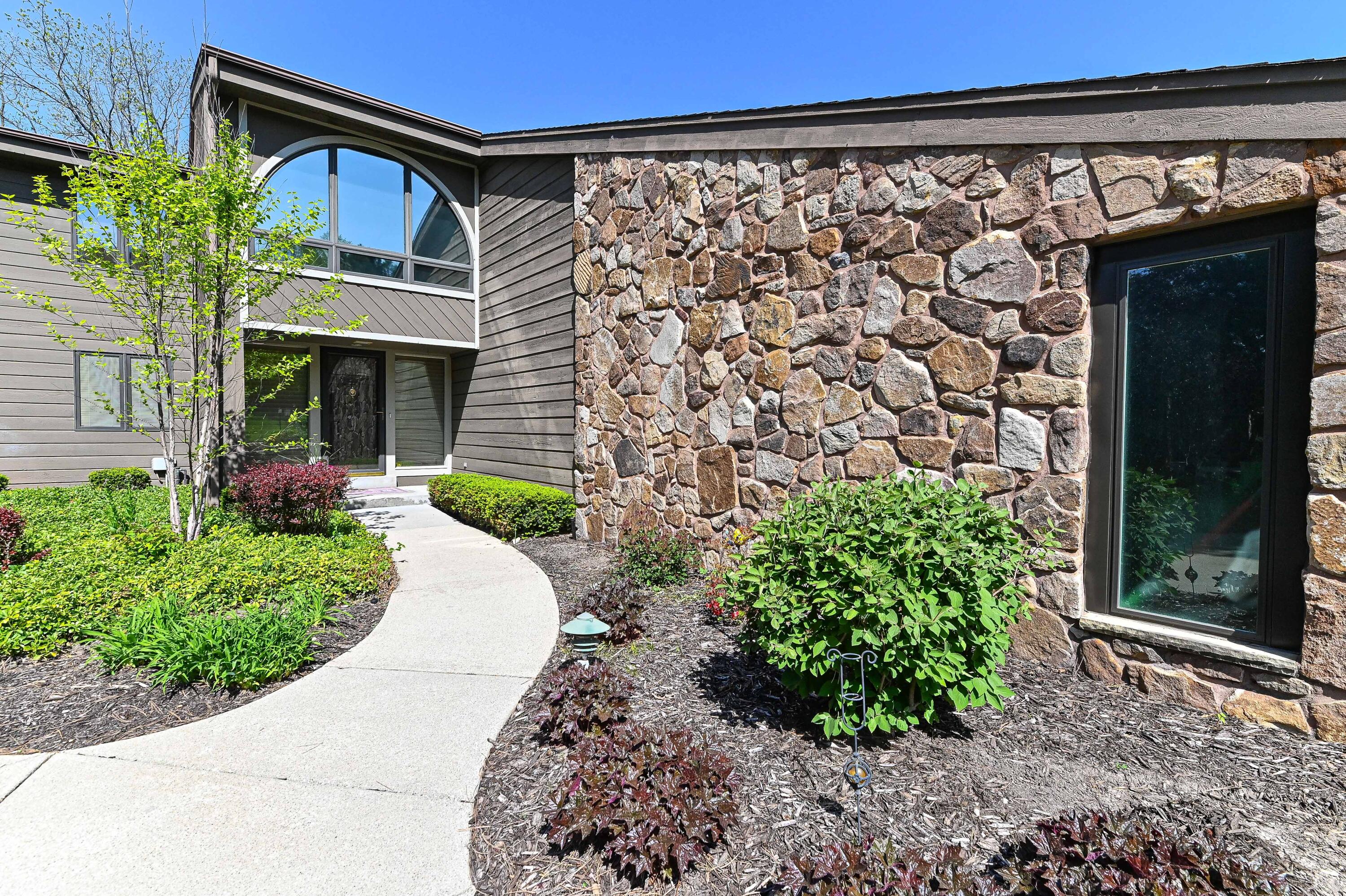 345 Elm Grove Road, Unit B Brookfield, WI 53005 - Photo 40 of 43 Front Exterior!