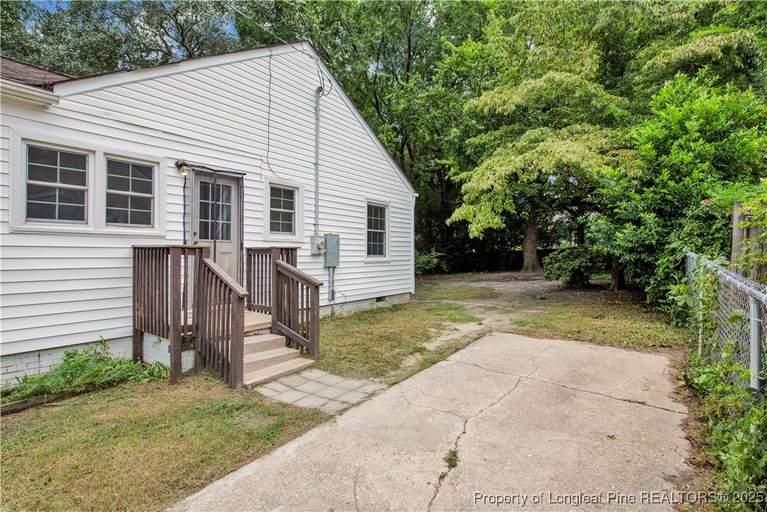 831 Anarine Road Fayetteville, NC 28303 - Photo 2 of 31