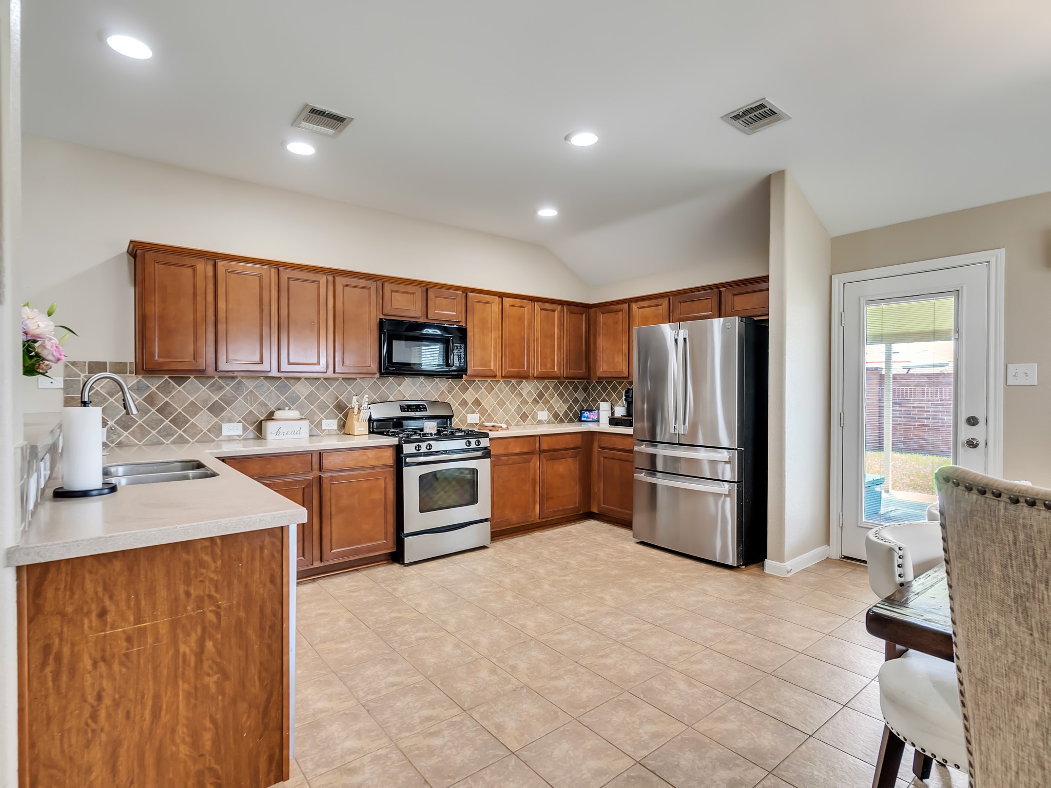 9015 Springcroft Court Tomball, TX 77375 - Photo 22 of 35