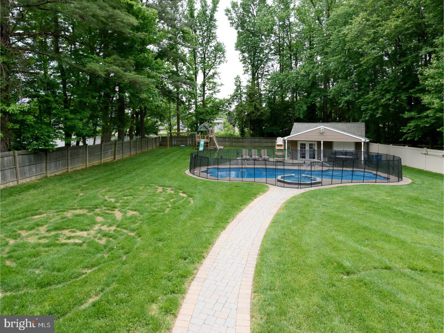 1320 Providence Road Secane, PA 19018 - Photo 13 of 24 Exterior Back