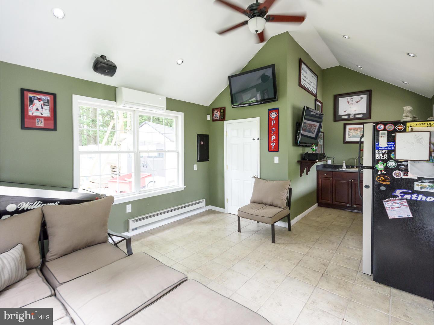 1320 Providence Road Secane, PA 19018 - Photo 19 of 24 Pool House