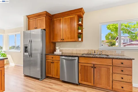 $1,138,888 | 667 Gleneagle Avenue, Hayward, CA 94544