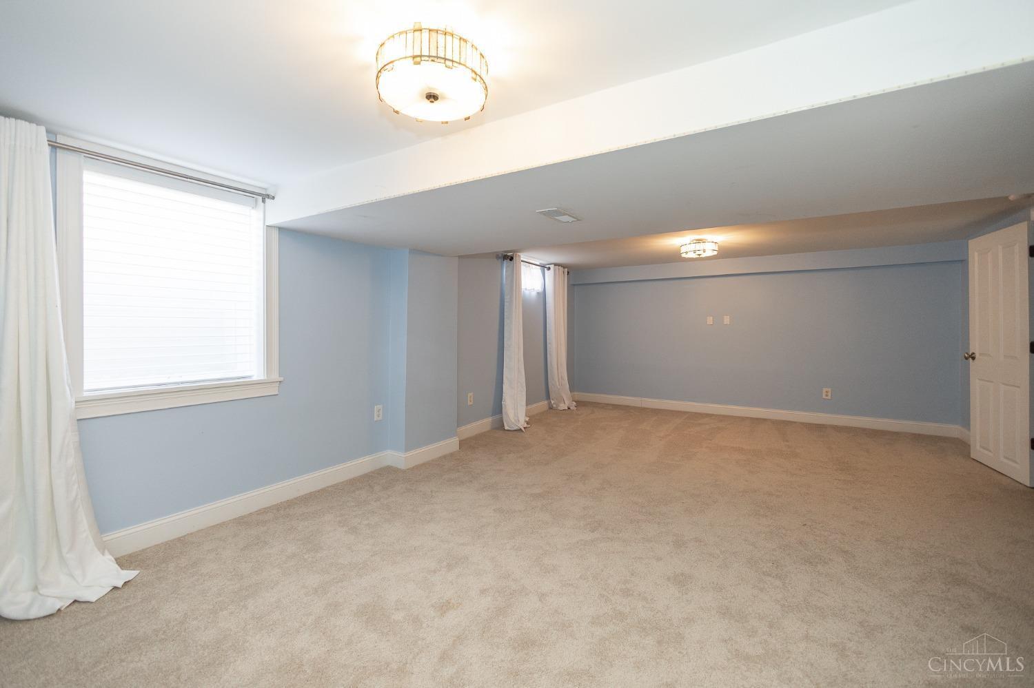 9740 Zig Zag Road Cincinnati, OH 45242 - Photo 34 of 41