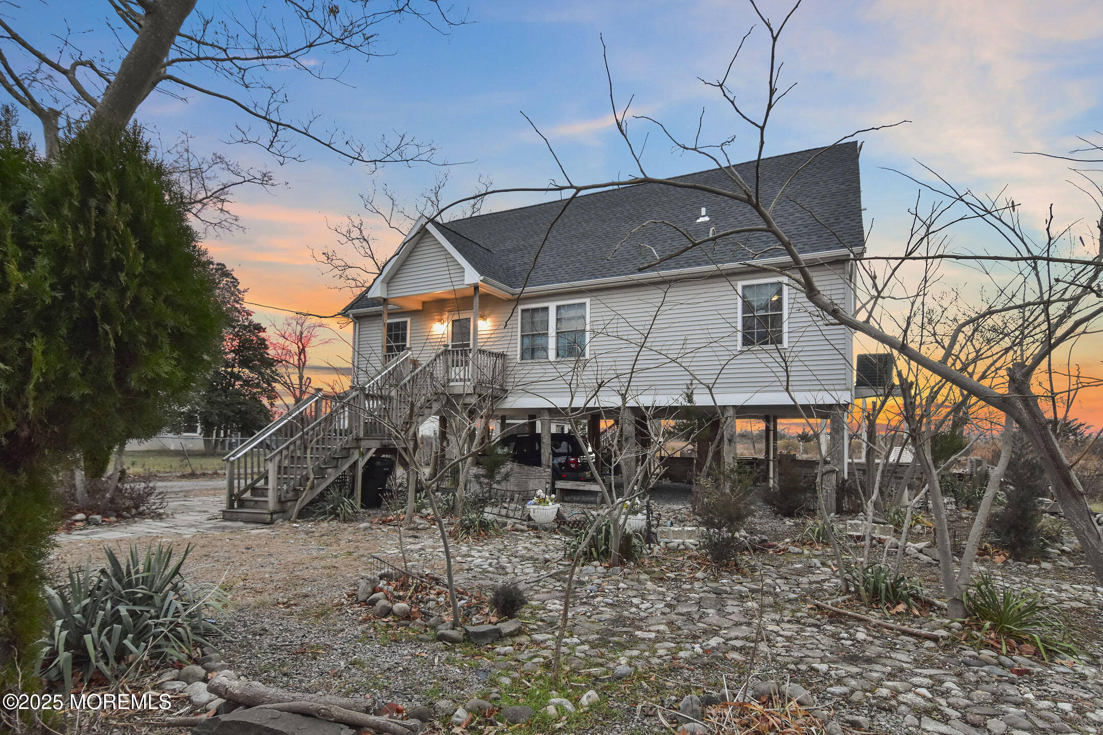 636 Main Street Belford, NJ 07718 - Photo 1 of 39 DSC_0259